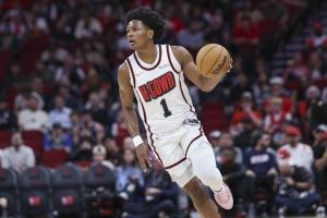 名记：阿门应该入选2028年美国队 他在打挡拆上还能进步