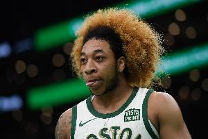 乌度卡：JD-戴维森打球极具侵略性 攻防为球队注入强硬对抗节奏