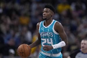 黄蜂官方:球队已将布兰登·米勒等人从G联盟附属球队中召回 黄蜂官方:球队已将布兰登·米勒等人从G联盟附属球队中召回