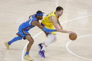 赛季至今场均得分榜:东契奇34.4分居首 字母&SGA并列第二 赛季至今场均得分榜:东契奇34.4分居首 字母&SGA并列第二