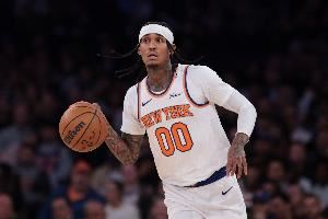 赛季命中率46.7%!克拉克森笑谈效率变高:没有丢那么多手榴弹了 赛季命中率46.7%!克拉克森笑谈效率变高:没有丢那么多手榴弹了