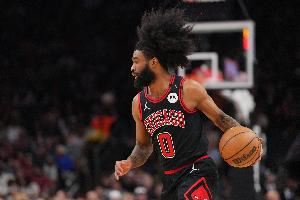 科比·怀特谈出场时间限制:随着比赛进行 感觉我的双腿愈发沉重 科比·怀特谈出场时间限制:随着比赛进行 感觉我的双腿愈发沉重