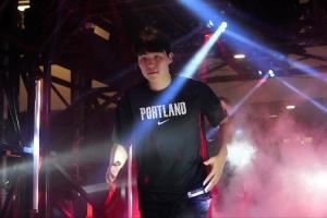 一步一个脚印!杨瀚森单场9分后NBA生涯得分来到18分 和周琦差6分 一步一个脚印!杨瀚森单场9分后NBA生涯得分来到18分 和周琦差6分